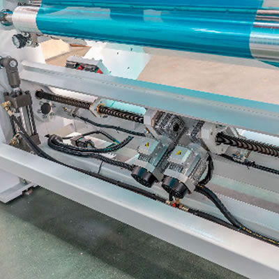 LFS328 High-Speed Rollenschneider für Etiketten
