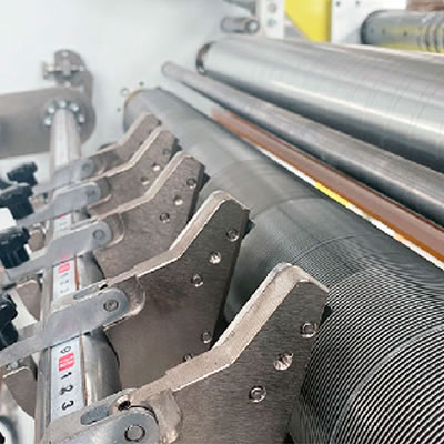 LYF-M Rollenschneider/ Schneidemaschine für unterschiedliches Spannfutter, Höchstgeschwindigkeit 450m/min.