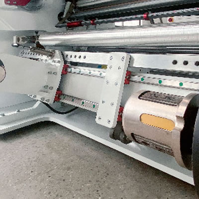 LYF-M Rollenschneider/ Schneidemaschine für unterschiedliches Spannfutter, Höchstgeschwindigkeit 450m/min.