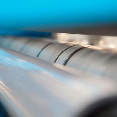 LFS325 Rollenschneider und Schälmaschine für Schutzfilme